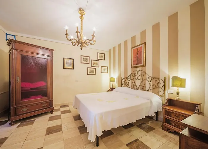Oleandro By Interhome Camaiore