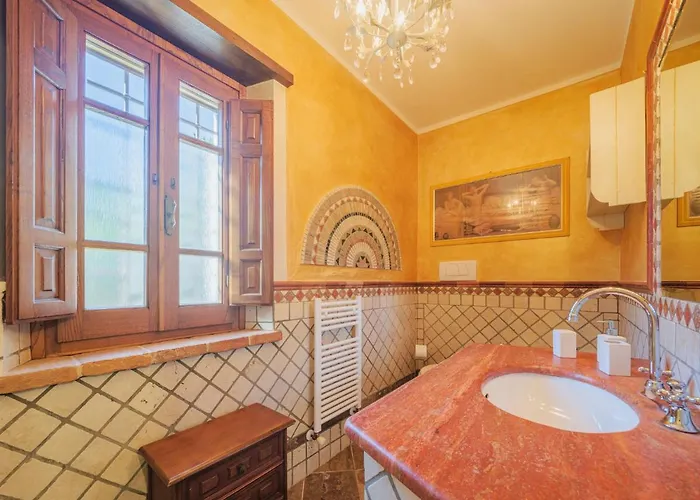 Oleandro By Interhome * Camaiore